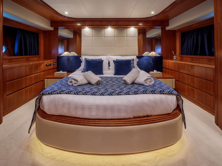 FREEDOM - VIP Cabin FREEDOM - VIP Cabin