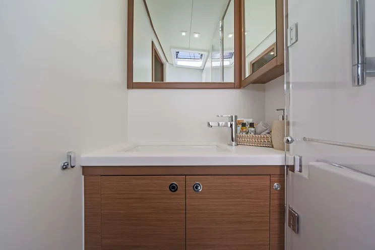 Charter Yacht SUMMER STAR - Lagoon 52 - 5 Cabins - Athens - Mykonos - Paros - Cyclades - Greece