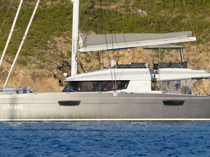 ARAOK Fountaine Pajot Ipanema 58 - side profile ARAOK Fountaine Pajot Ipanema 58 - side profile