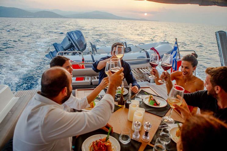 Charter Yacht ELVIRA 52 - Lagoon 52 - 5 Cabins - Athens - Mykonos - Zakynthos