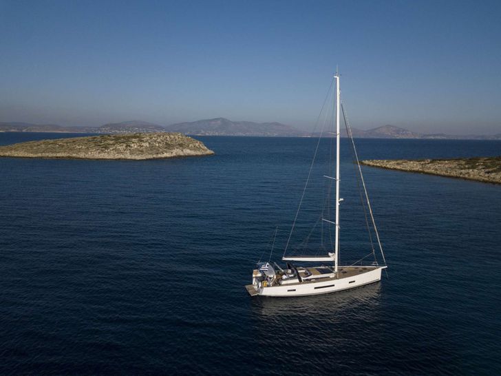 SOPHIA Dufour 63 at anchor