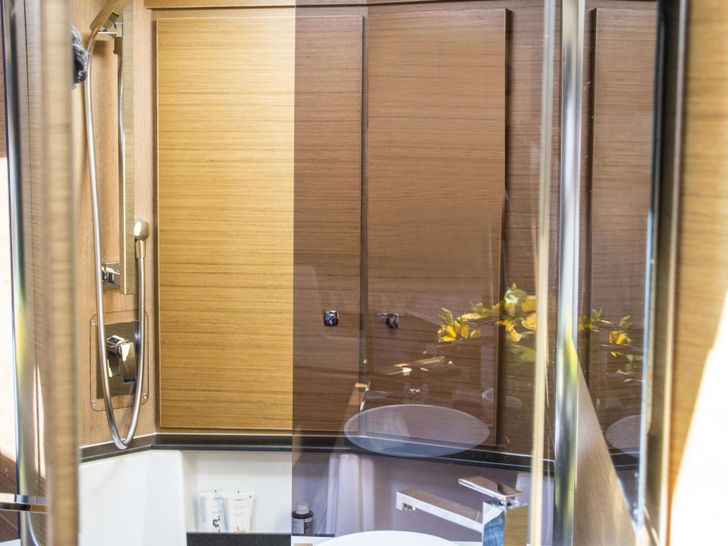 SOPHIA Dufour 63 bathroom SOPHIA Dufour 63 bathroom