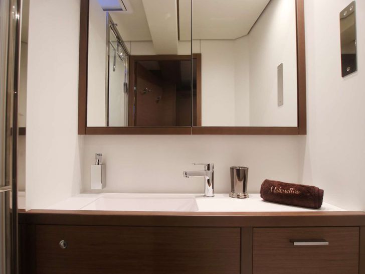 MAHASATTVA - Bathroom MAHASATTVA - Bathroom