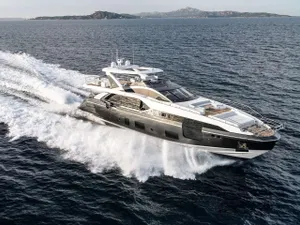 MAJESTIC MOMENTS - Azimut 88 - 5 Cabins - Nassau - Staniel Cay - Exumas MAJESTIC MOMENTS - Azimut 88 - 5 Cabins - Nassau - Staniel Cay - Exumas
