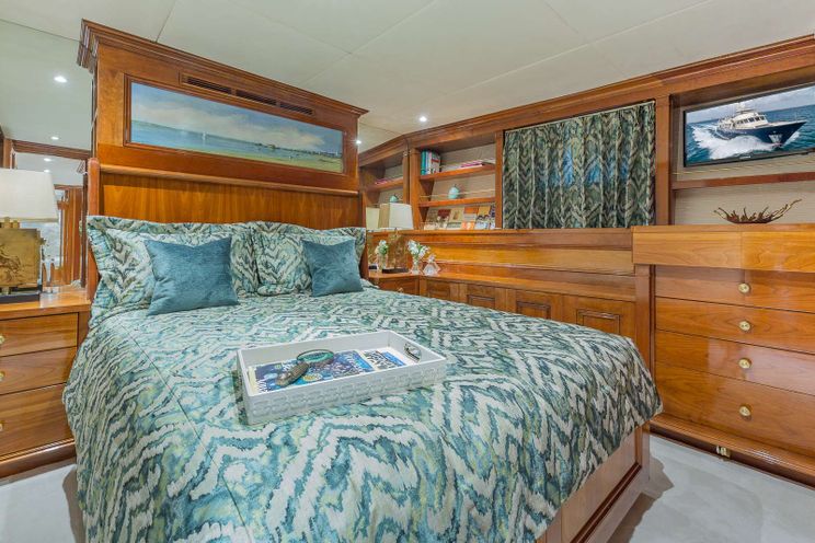 Charter Yacht ARIADNE - Breaux Bay Craft 37m - 4 Cabins - Fort Lauderdale - Bahamas - Mystic - New England
