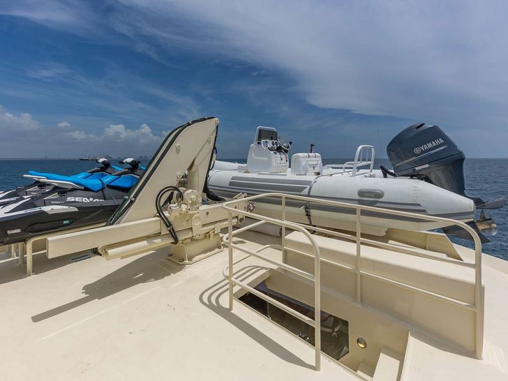 ARIADNE Breaux Bay Craft 37m Luxury Crewed Motor Yacht Water Toys ARIADNE Breaux Bay Craft 37m Luxury Crewed Motor Yacht Water Toys