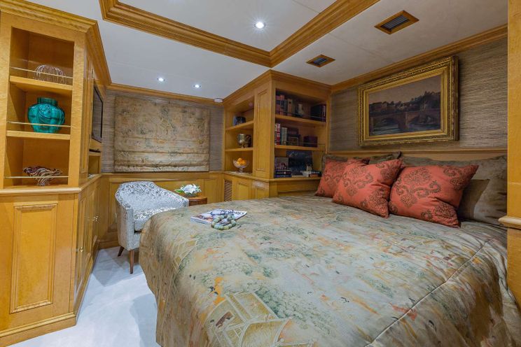 Charter Yacht ARIADNE - Breaux Bay Craft 37m - 4 Cabins - Fort Lauderdale - Bahamas - Mystic - New England