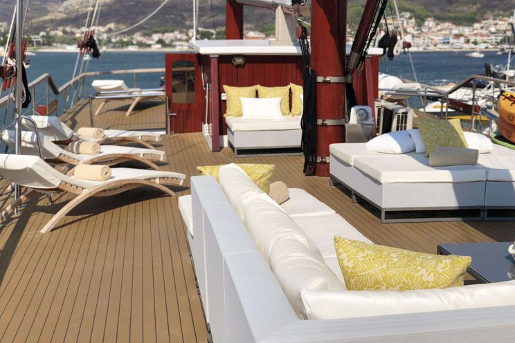 Charter Yacht ROMANCA - Custom Build 28 metres - Cabins 8 - Split - Hvar - Dubrovnik