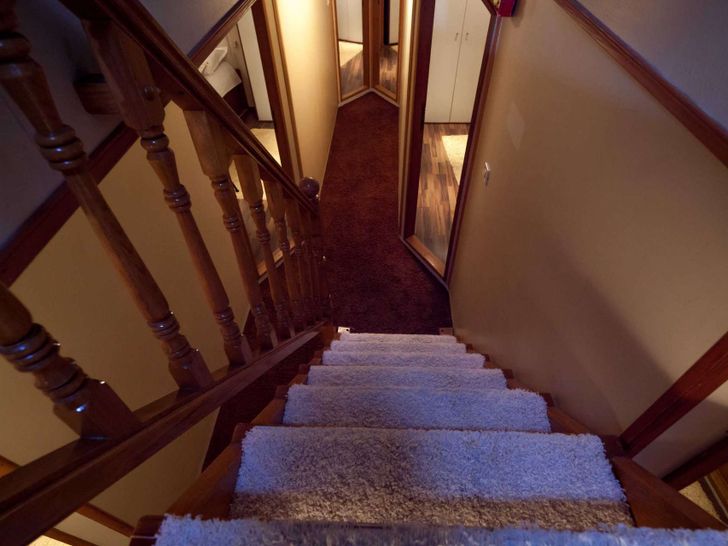 ROMANCA - companion way ROMANCA - companion way