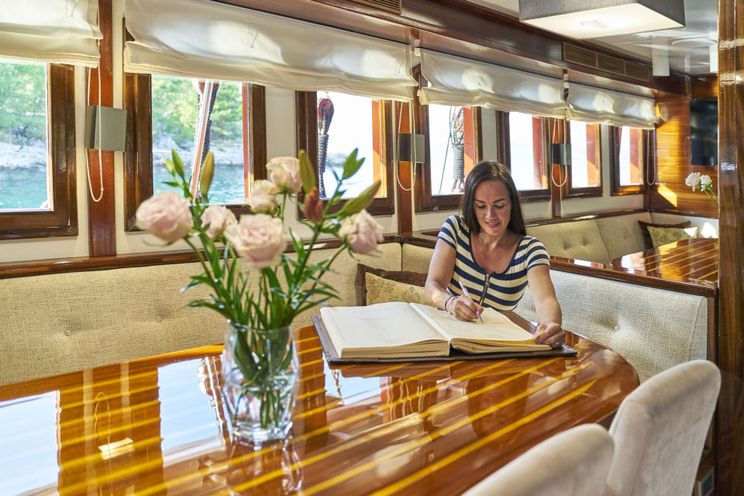 Charter Yacht ROMANCA - Custom Build 28 metres - Cabins 8 - Split - Hvar - Dubrovnik