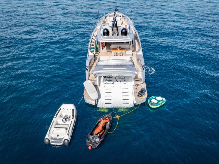 CHERRY Pershing 8X - water toys CHERRY Pershing 8X - water toys