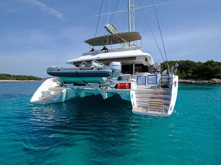ADRIATIC TIGER Lagoon 620 - aft shot ADRIATIC TIGER Lagoon 620 - aft shot