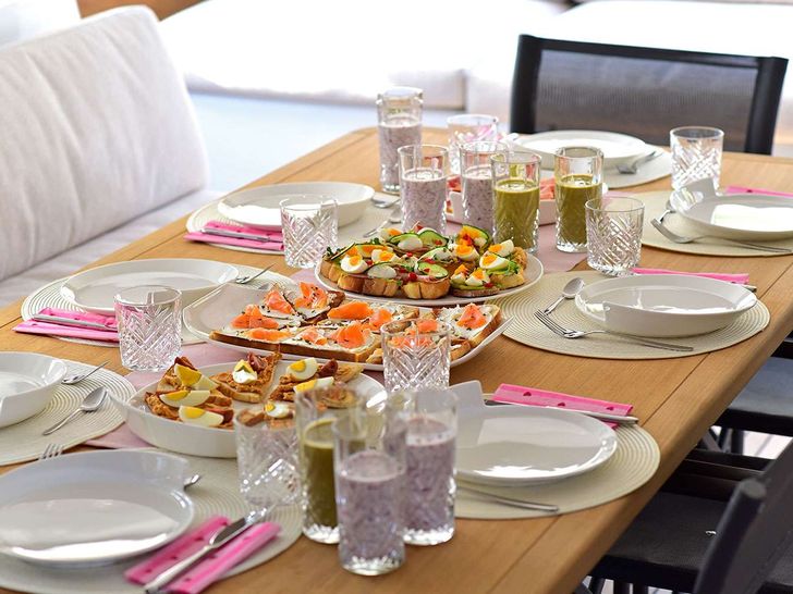 ADRIATIC TIGER Lagoon 620 - dining set up ADRIATIC TIGER Lagoon 620 - dining set up
