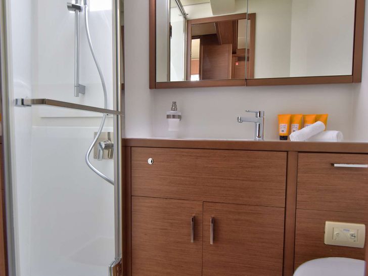 ADRIATIC TIGER - LAGOON 620,bathroom 2