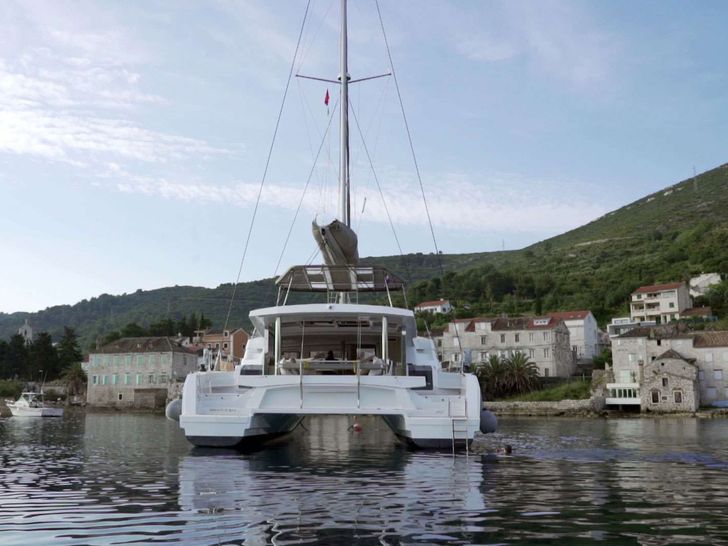 NAMASTE OF BALI Bali 5.4 - aft shot NAMASTE OF BALI Bali 5.4 - aft shot