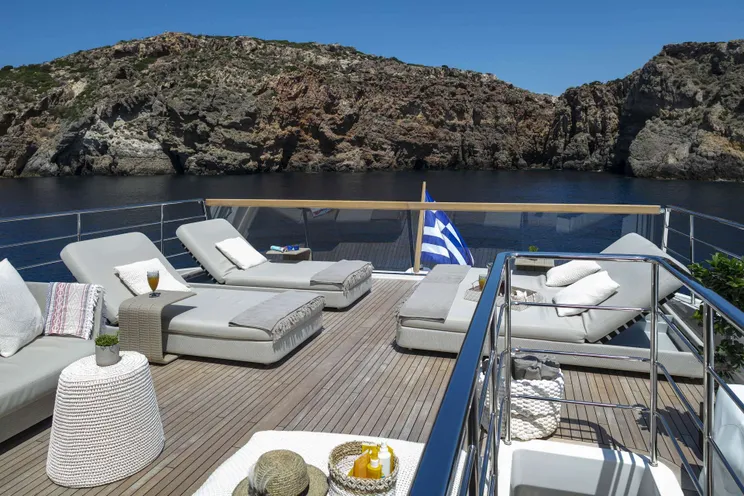 Charter Yacht DINAIA - Sanlorenzo 105 - 5 Cabins - Athens - Mykonos - Zakynthos