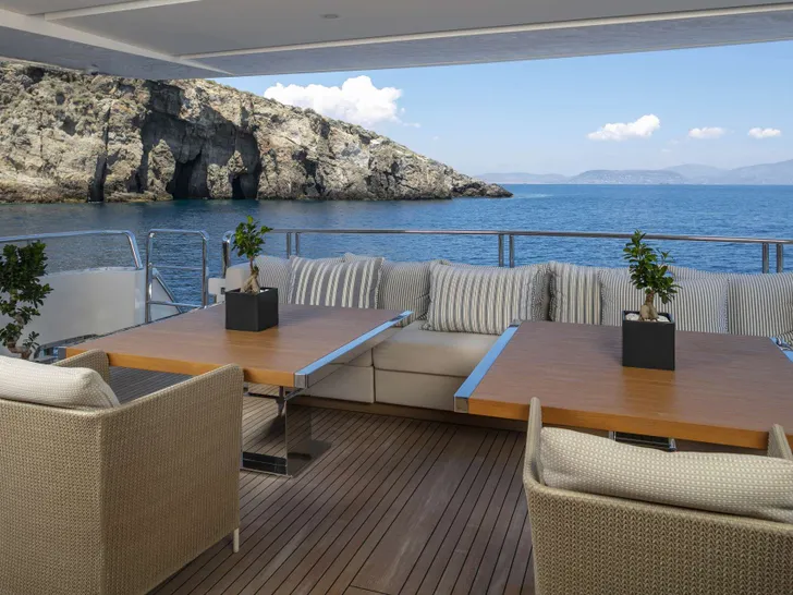 Sun deck Sun deck