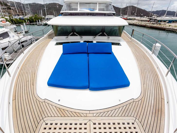 ANGELEYES Horizon FD85 - foredeck ANGELEYES Horizon FD85 - foredeck