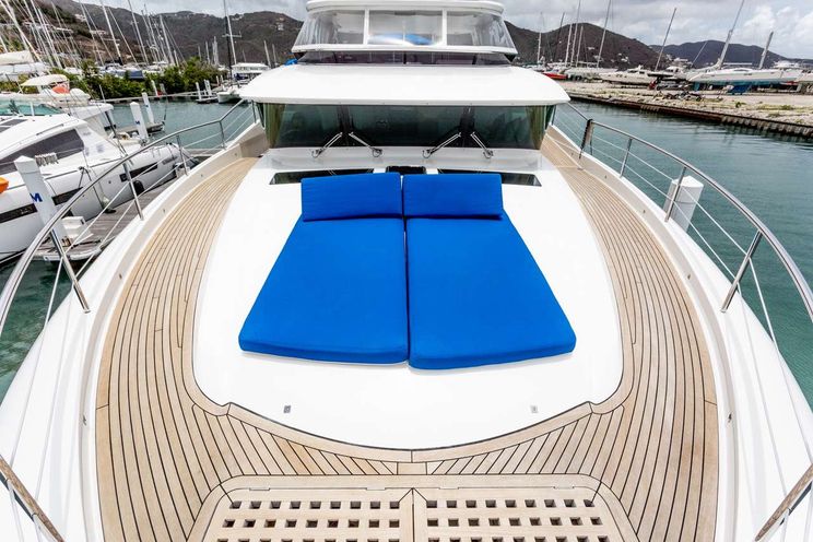 Charter Yacht ANGELEYES - Horizon FD85 - 5 Cabins - Tortola - Anegada - Virgin Gorda