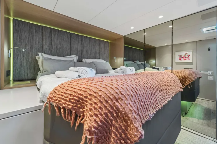 Charter Yacht GYRFALCON - Sunreef 60 - 5 Cabins - Tortola - Virgin Gorda - BVI