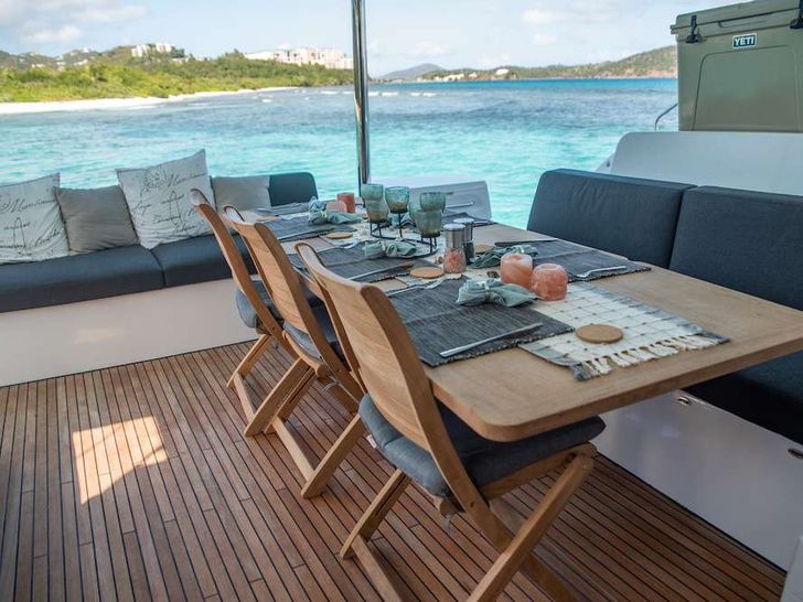 KARMA Lagoon 50 - aft alfresco dining area KARMA Lagoon 50 - aft alfresco dining area