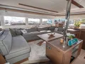 KARMA Lagoon 50 - saloon seating and dining KARMA Lagoon 50 - saloon seating and dining
