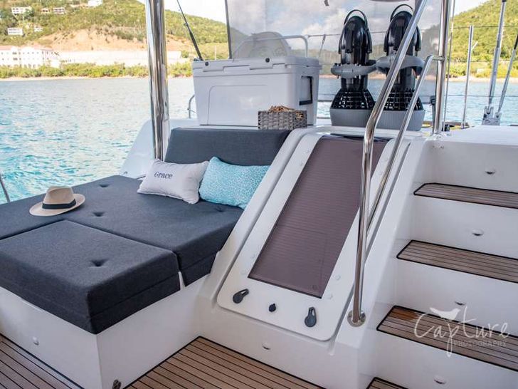 GRACE Lagoon 52 - aft deck sun bed GRACE Lagoon 52 - aft deck sun bed