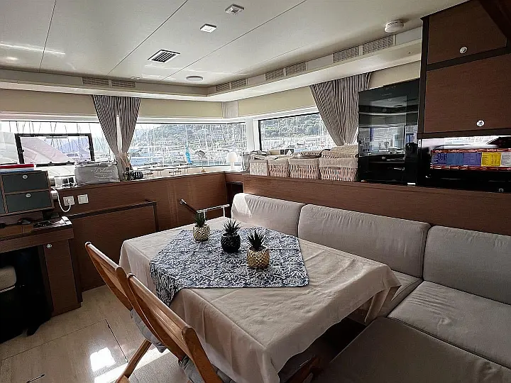 Charter Yacht SAMOA - Lagoon 52F - 4 Cabins - Capo D' Orlando - Milazzo - Lipari - Sicily - Italy