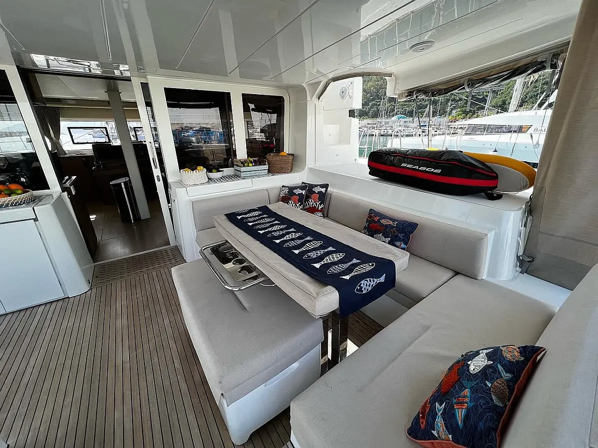 Charter Yacht SAMOA - Lagoon 52F - 4 Cabins - Capo D' Orlando - Milazzo - Lipari - Sicily - Italy