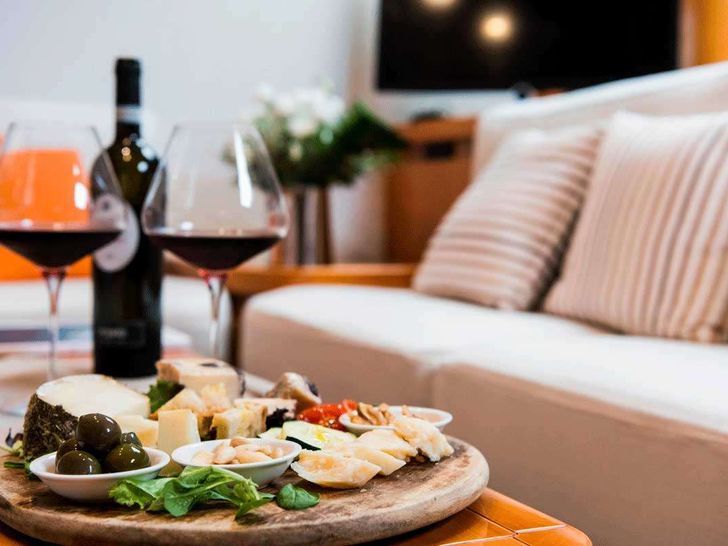 LOGICA - Compositeworks 27 m,wine and cold cuts LOGICA - Compositeworks 27 m,wine and cold cuts