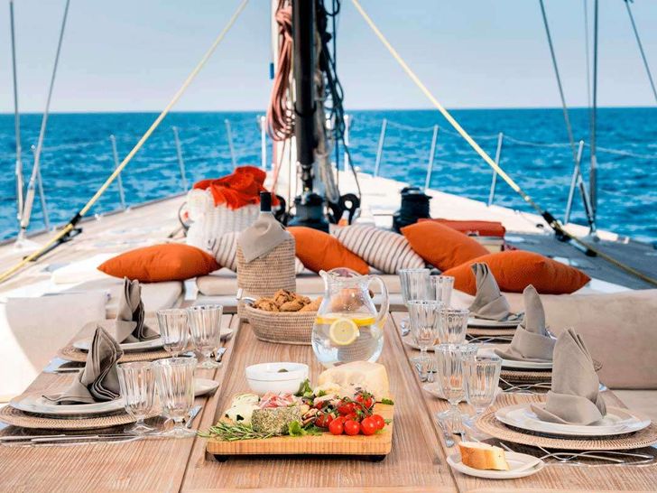 LOGICA - Compositeworks 27 m,alfresco dining LOGICA - Compositeworks 27 m,alfresco dining