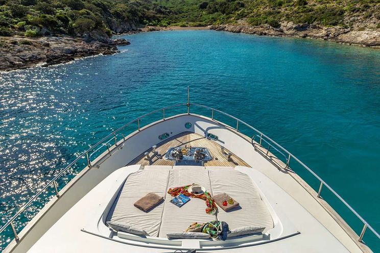 Charter Yacht THE BIRD - Sanlorenzo 84 - 4 Cabins - Greece - Athens - Mykonos