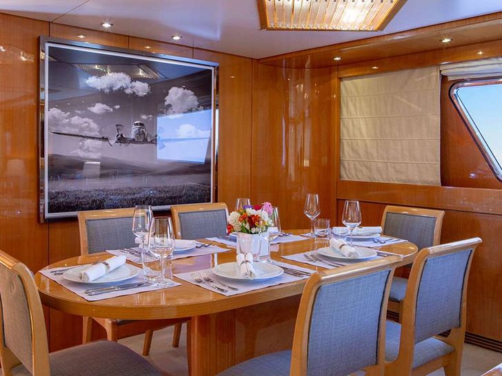 THE BIRD - Interior Dining THE BIRD - Interior Dining