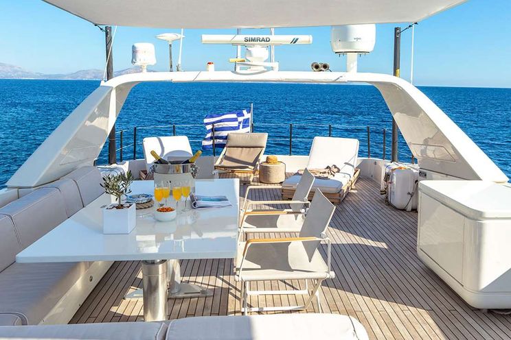 Charter Yacht THE BIRD - Sanlorenzo 84 - 4 Cabins - Greece - Athens - Mykonos