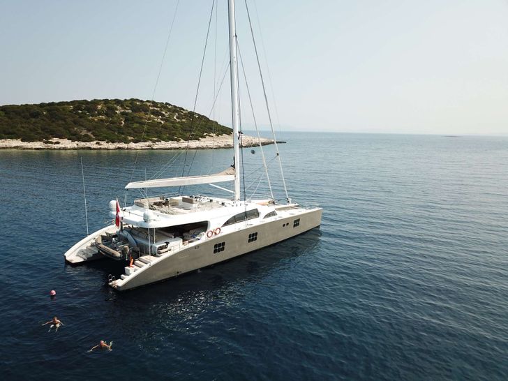 IPHARRA the 102ft super luxurious Sunreef catamaran,launched in 2010 continously impresses charter guests with her splendor and stability. IPHARRA’s interior greets guests with a warm and romantic atmosphere. This is enhanced with the custom de IPHARRA the 102ft super luxurious Sunreef catamaran,launched in 2010 continously impresses charter guests with her splendor and stability. IPHARRA’s interior greets guests with a warm and romantic atmosphere. This is enhanced with the custom de