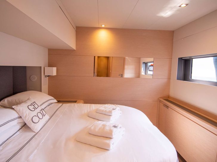 SERENISSIMA Fountaine Pajot Alegria 67 - VIP cabin 3 SERENISSIMA Fountaine Pajot Alegria 67 - VIP cabin 3