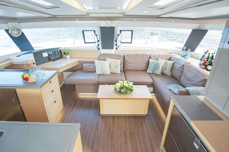 Charter Yacht EDDIES IN TIME - Helia 44 - 2 Cabins - St Thomas - St John - St Croix