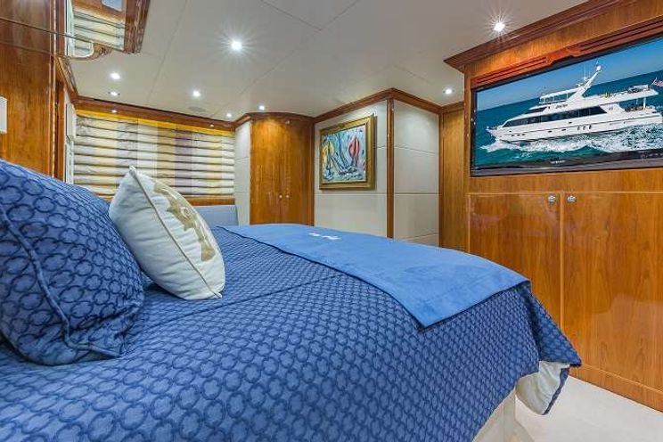 Charter Yacht HIGH RISE - Hargrave 101 - 4 Cabins - Nassau - Bahamas