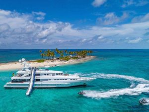 AT LAST - Heesen 145 - 5 Cabins - 2017 - Nassau - Staniel Cay - Exumas AT LAST - Heesen 145 - 5 Cabins - 2017 - Nassau - Staniel Cay - Exumas