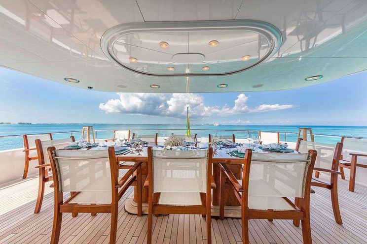 Charter Yacht AT LAST - Heesen 145 - 5 Cabins - Nassau - Exumas - Bahamas