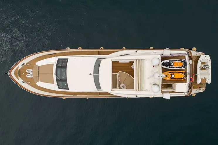 Charter Yacht STAR LINK - Falcon 90 - 4 Cabins - Athens - Mykonos - Santorini