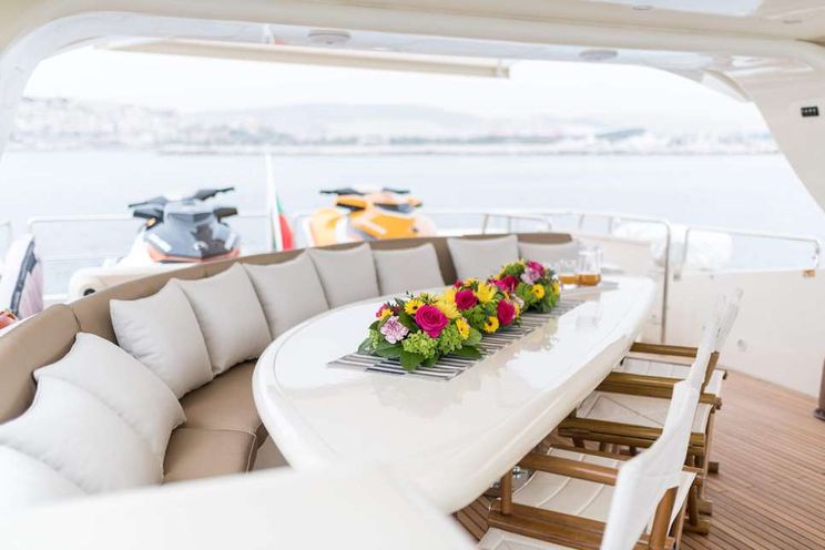 Charter Yacht STAR LINK - Falcon 90 - 4 Cabins - Athens - Mykonos - Santorini