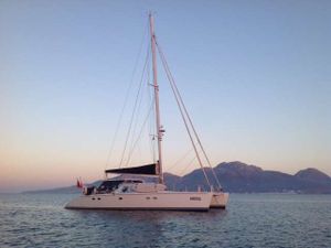 UHURU - Van Peteghem-Lauriot Prevost 57 ft - 3 Cabins - Mykonos - Santorini - Milos - Greece