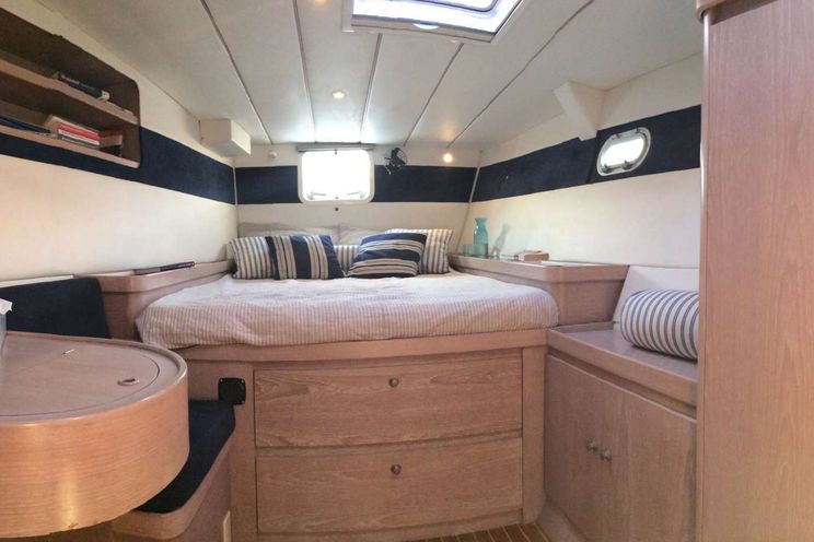 Charter Yacht UHURU - Van Peteghem-Lauriot Prevost 57 ft - 3 Cabins - Mykonos - Santorini - Milos - Greece