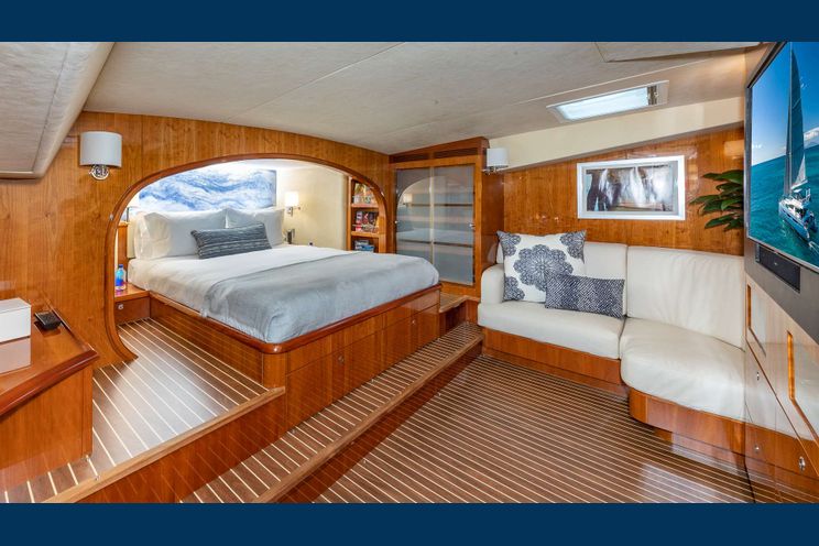 Charter Yacht SUR LEAU - Privilege 74 - 4 Cabins - BVI - Tortola - Virgin Gorda