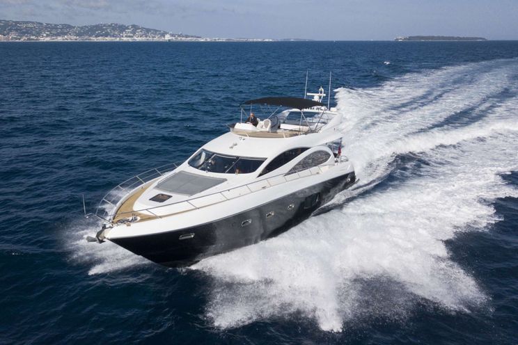 Charter Yacht LAZY P - Sunseeker Manhattan 70 - 4 Cabins - Cannes - Monaco - St Tropez - Portofino