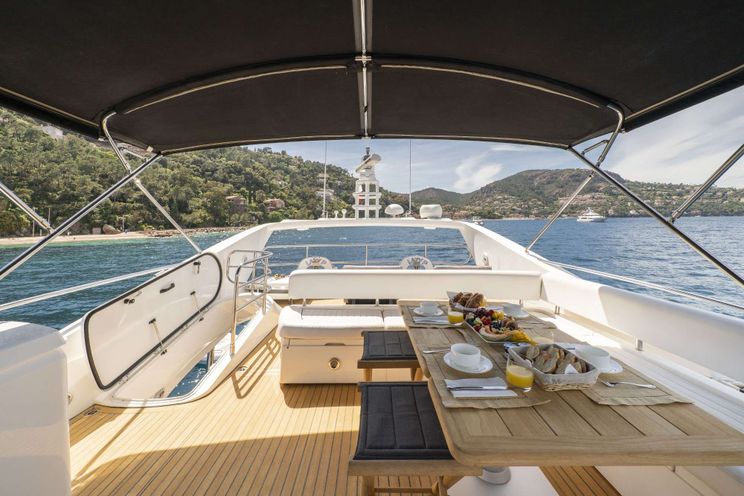 Charter Yacht LAZY P - Sunseeker Manhattan 70 - 4 Cabins - Cannes - Monaco - St Tropez - Portofino