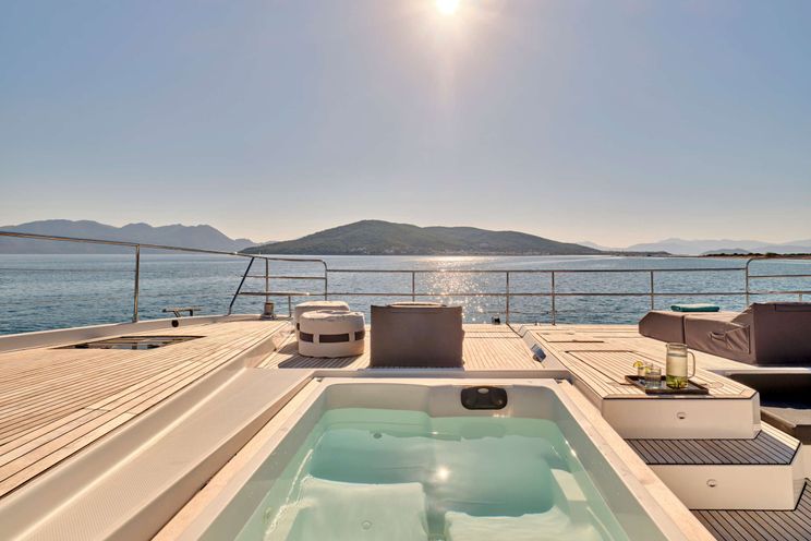 Charter Yacht CHRISTAL MIO - Fountaine Pajot Power 67 - 5 Cabins - Athens - Mykonos - Paros - Cyclades - Greece