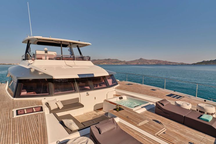 Charter Yacht CHRISTAL MIO - Fountaine Pajot Power 67 - 5 Cabins - Athens - Mykonos - Paros - Cyclades - Greece