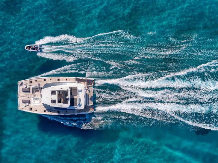 CHRISTAL MIO Fountaine Pajot Power 67 - cruising CHRISTAL MIO Fountaine Pajot Power 67 - cruising